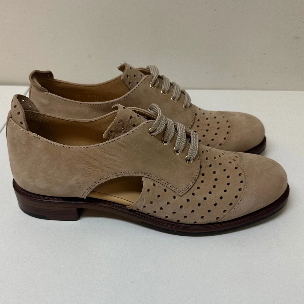 The Office of Angela Scott Mr Colin Cutout Suede Oxford Shoes Beige EU 37 US 7